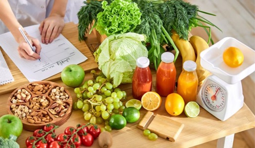 Fueling Knowledge: Exploring a Diploma in Nutrition and Dietetics